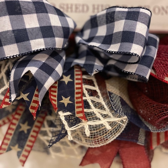 Patriotic WREATH “America God She’d His Grace on Thee” Red, White Blue FULL - Picture 10 of 13